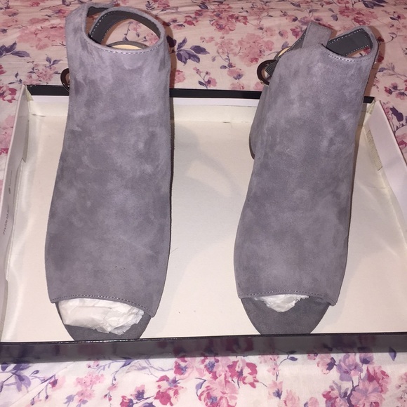 Nine West Heels - Picture 2 of 6